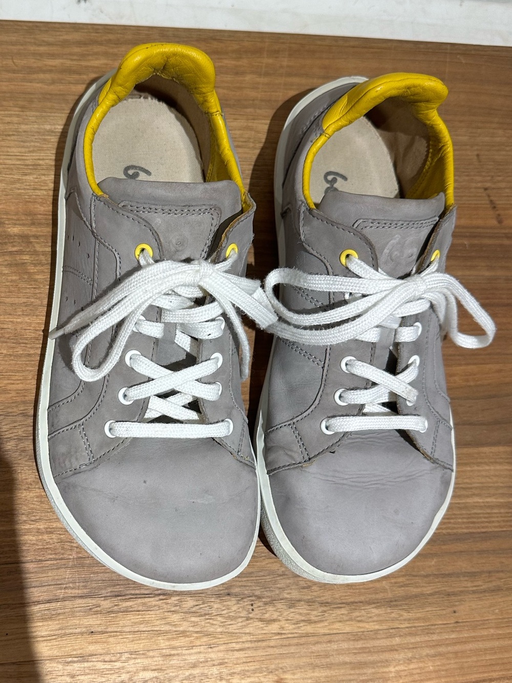 Be Lenka Brooklyn Sneaker, Grey & Yellow Leather, EU 38 - Picture 6 of 11
